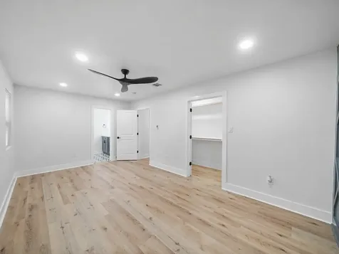 5203 Brookmeade Drive Houston TX 77045