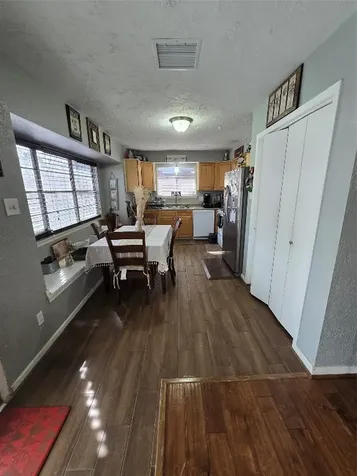 17706 Heritage Creek Drive Webster TX 77598