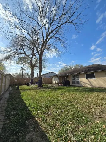 17706 Heritage Creek Drive Webster TX 77598