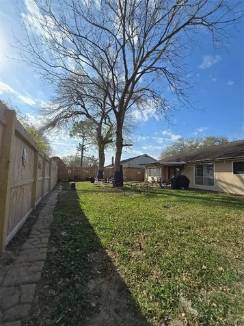 17706 Heritage Creek Drive Webster TX 77598