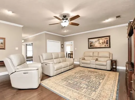 8114 Beach Haven Drive Baytown TX 77523