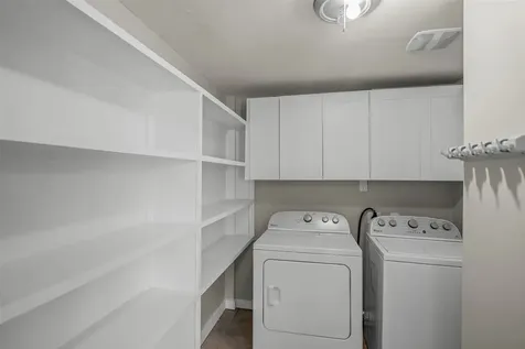 6918 Irvington Boulevard A Houston TX 77022