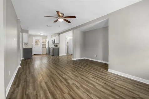 6918 Irvington Boulevard A Houston TX 77022