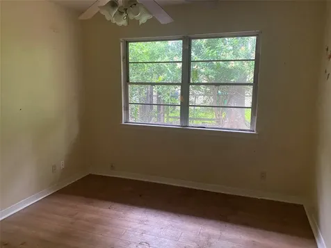 2635 Knotty Oaks Trail Houston TX 77045
