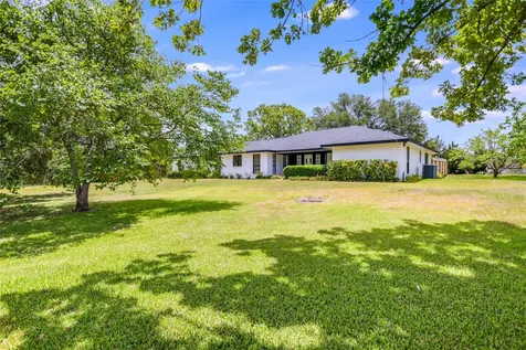 6569 Cutoff Road Fayetteville TX 78940