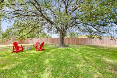 6569 Cutoff Road Fayetteville TX 78940
