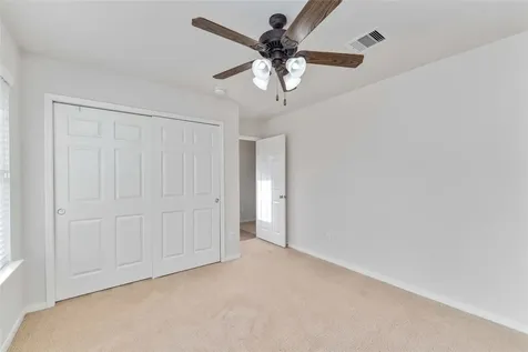4700 Lake Line Court Alvin TX 77511
