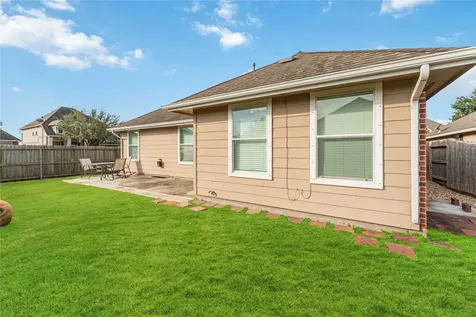4700 Lake Line Court Alvin TX 77511