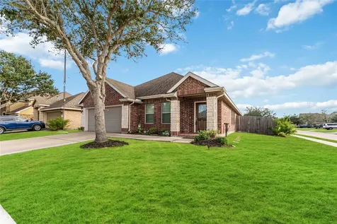 4700 Lake Line Court Alvin TX 77511