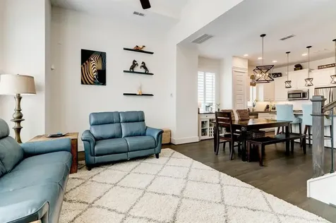 3523 Napavine Lane Houston TX 77008