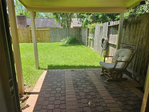 2822 Chimneystone Circle Sugar Land TX 77479