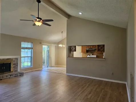 2822 Chimneystone Circle Sugar Land TX 77479