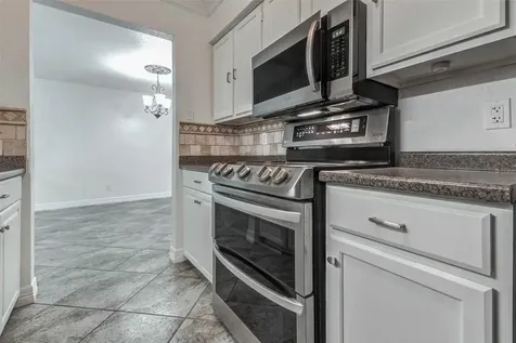 7400 Bellerive Drive 502 Houston TX 77036