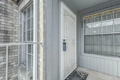7400 Bellerive Drive 502 Houston TX 77036