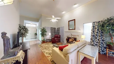 3011 Flower Field Lane Pearland TX 77584