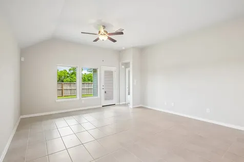 739 Hidden Meadow Street Rosharon TX 77583