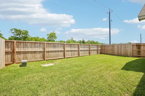 739 Hidden Meadow Street Rosharon TX 77583