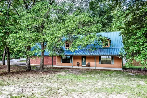 3660 Red Bud Lane Huntsville TX 77340