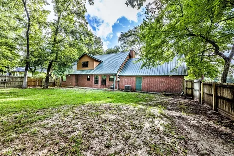 3660 Red Bud Lane Huntsville TX 77340