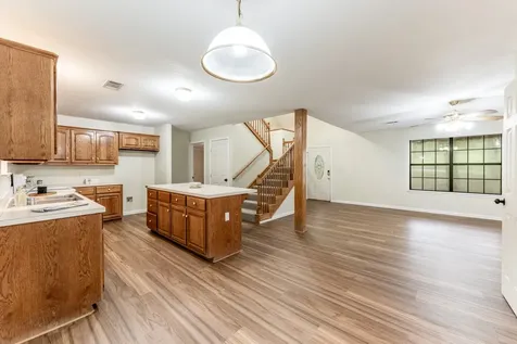 3660 Red Bud Lane Huntsville TX 77340