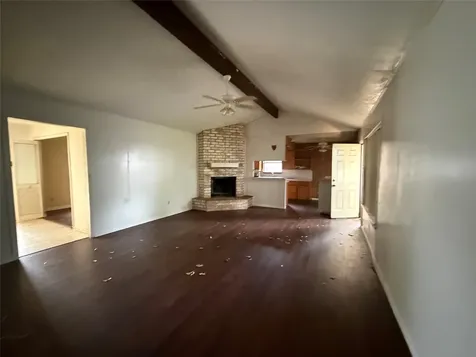 6742 Indian Lake Drive Houston TX 77489