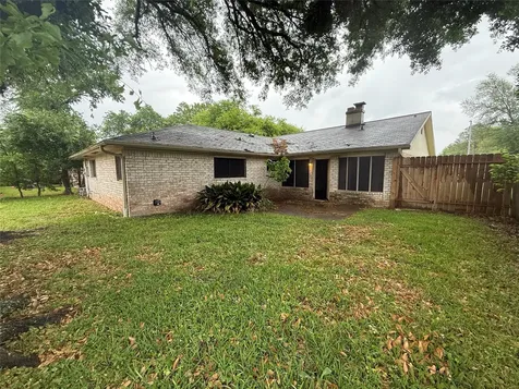 6742 Indian Lake Drive Houston TX 77489