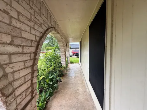 6742 Indian Lake Drive Houston TX 77489