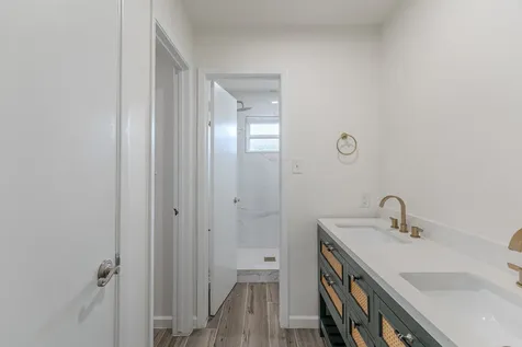 5819 Sunnygate Drive Spring TX 77373