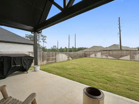 570 Red Eyed Vireo Court Magnolia TX 77354