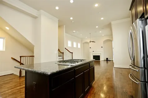 3226 Mckinney Avenue Houston TX 77003