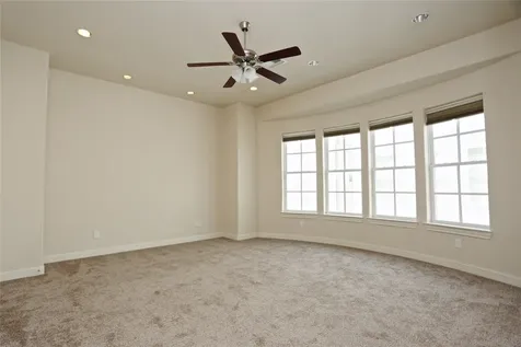 3226 Mckinney Avenue Houston TX 77003