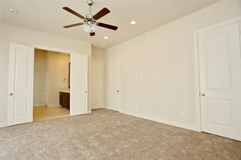 3226 Mckinney Avenue Houston TX 77003