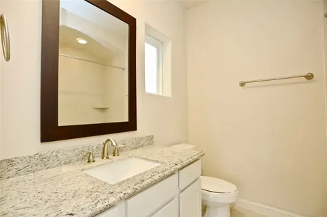 3226 Mckinney Avenue Houston TX 77003