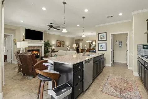 1542 Tuscan Village Drive League City TX 77573