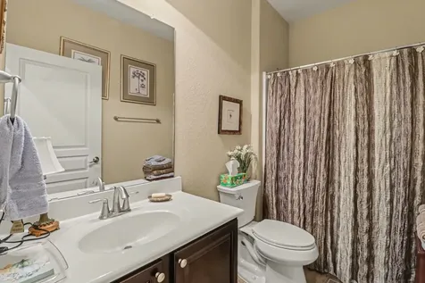 1542 Tuscan Village Drive League City TX 77573