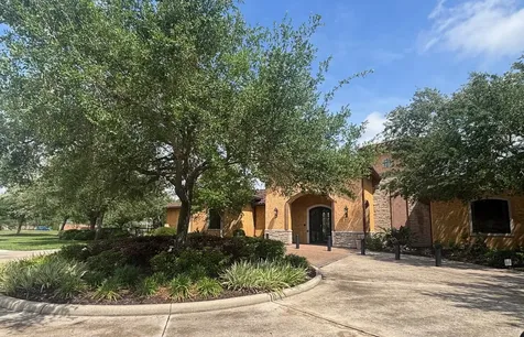 1542 Tuscan Village Drive League City TX 77573
