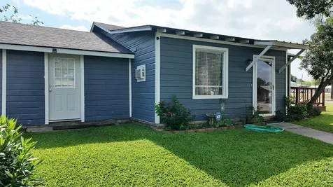 305 Dunn Street Cuero TX 77954