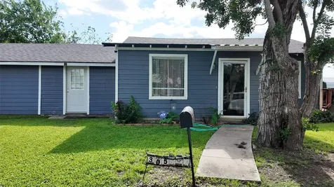 305 Dunn Street Cuero TX 77954
