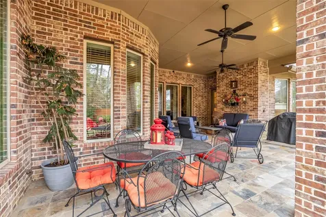 2119 Barton Woods Boulevard Conroe TX 77301
