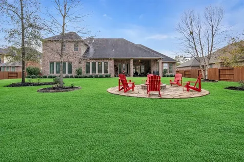 2119 Barton Woods Boulevard Conroe TX 77301
