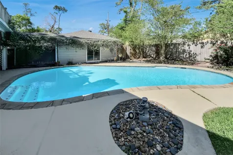 18010 Bambriar Drive Houston TX 77090