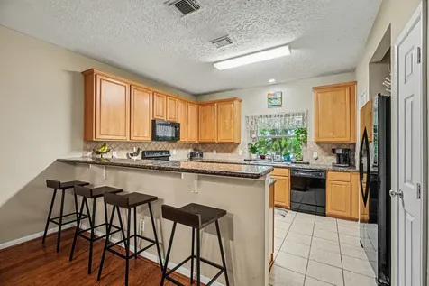 819 Davis Road League City TX 77573