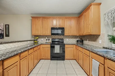 819 Davis Road League City TX 77573