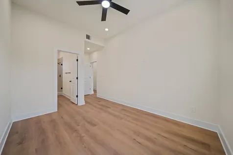 234 E 39th Street Houston TX 77018