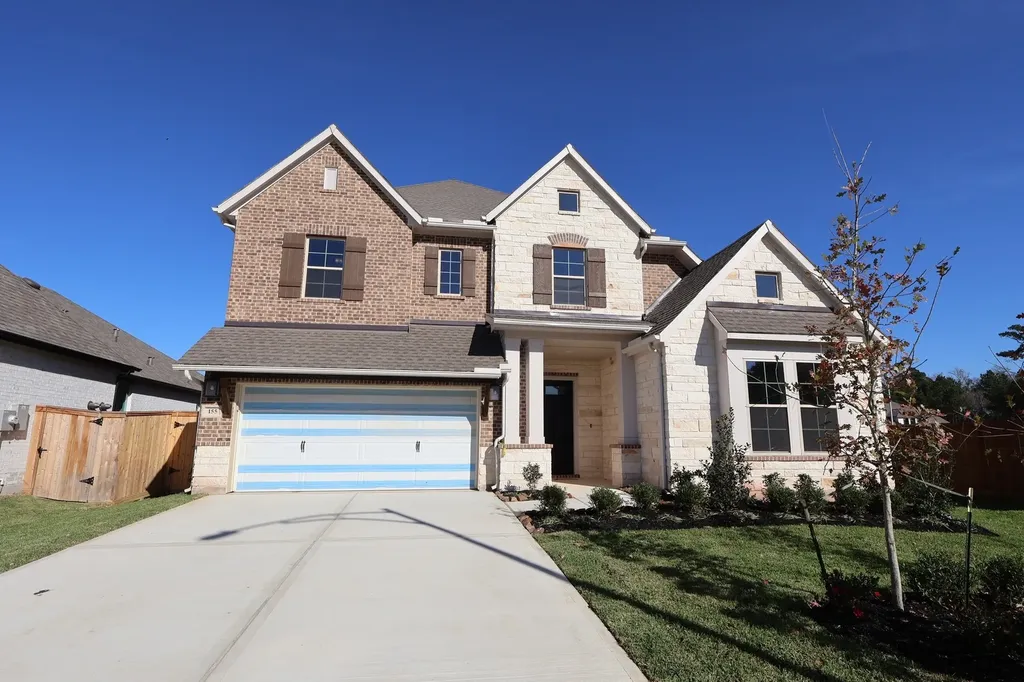 155 Silverbow Creek Way Conroe TX 77304