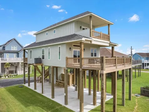 1998 Royalville Court Crystal Beach TX 77650