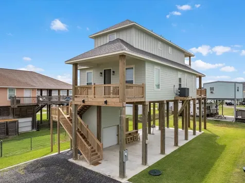 1998 Royalville Court Crystal Beach TX 77650