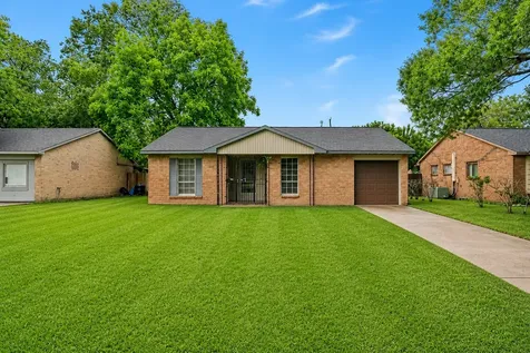 5725 Melanite Avenue Houston TX 77053