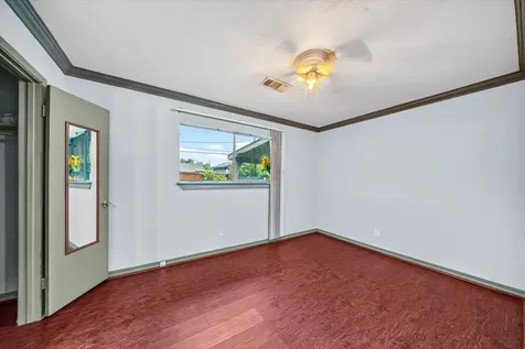 5725 Melanite Avenue Houston TX 77053