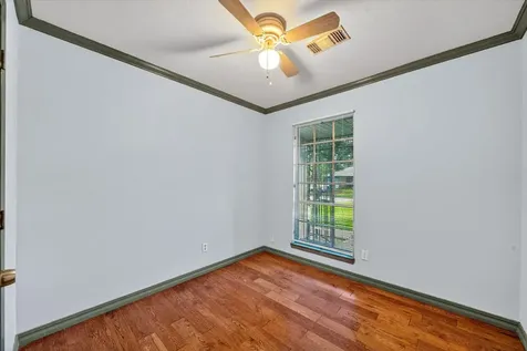 5725 Melanite Avenue Houston TX 77053